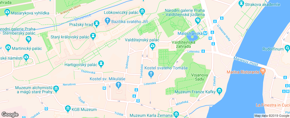 Отель At The Three Storks на карте Чехии