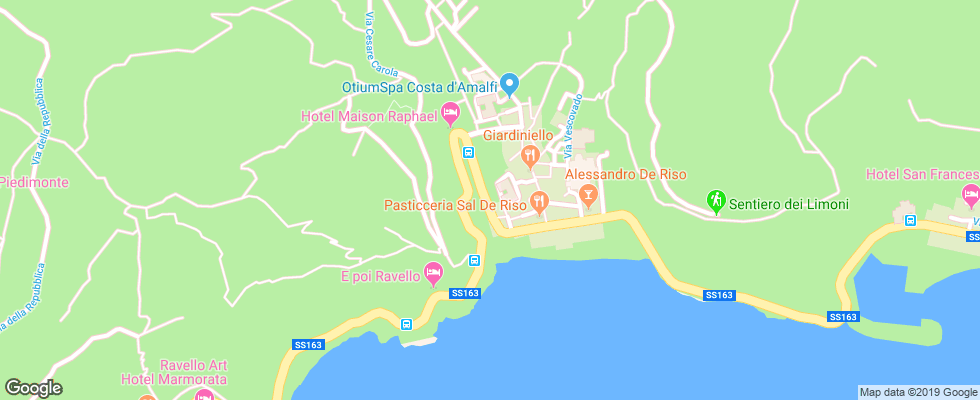 Отель Caporal на карте Италии